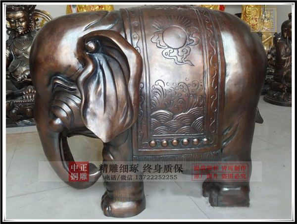 生產鑄銅大象.jpg 生產鑄銅大象.jpg