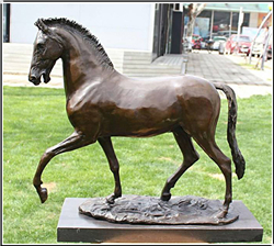 綠草坪銅馬雕塑 綠草坪銅馬雕塑