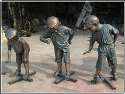 三個小孩公園雕塑 三個小孩公園雕塑