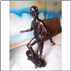 鑄銅關(guān)公 少年滑輪銅雕塑